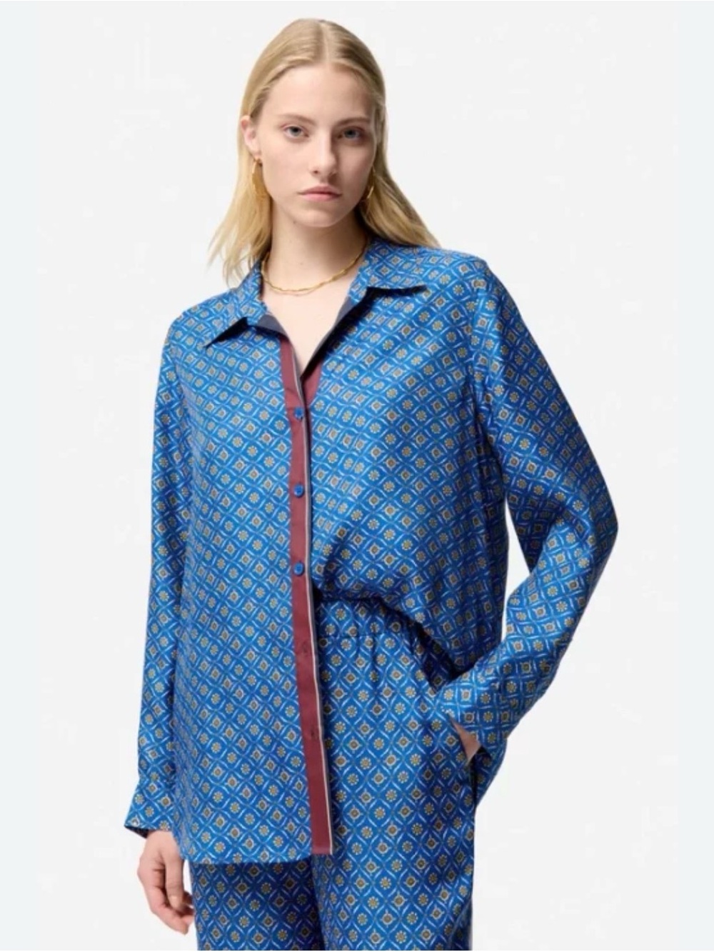 Vanessa Bruno Dorothée blouse featuring a navy and yellow geometric pattern NEW